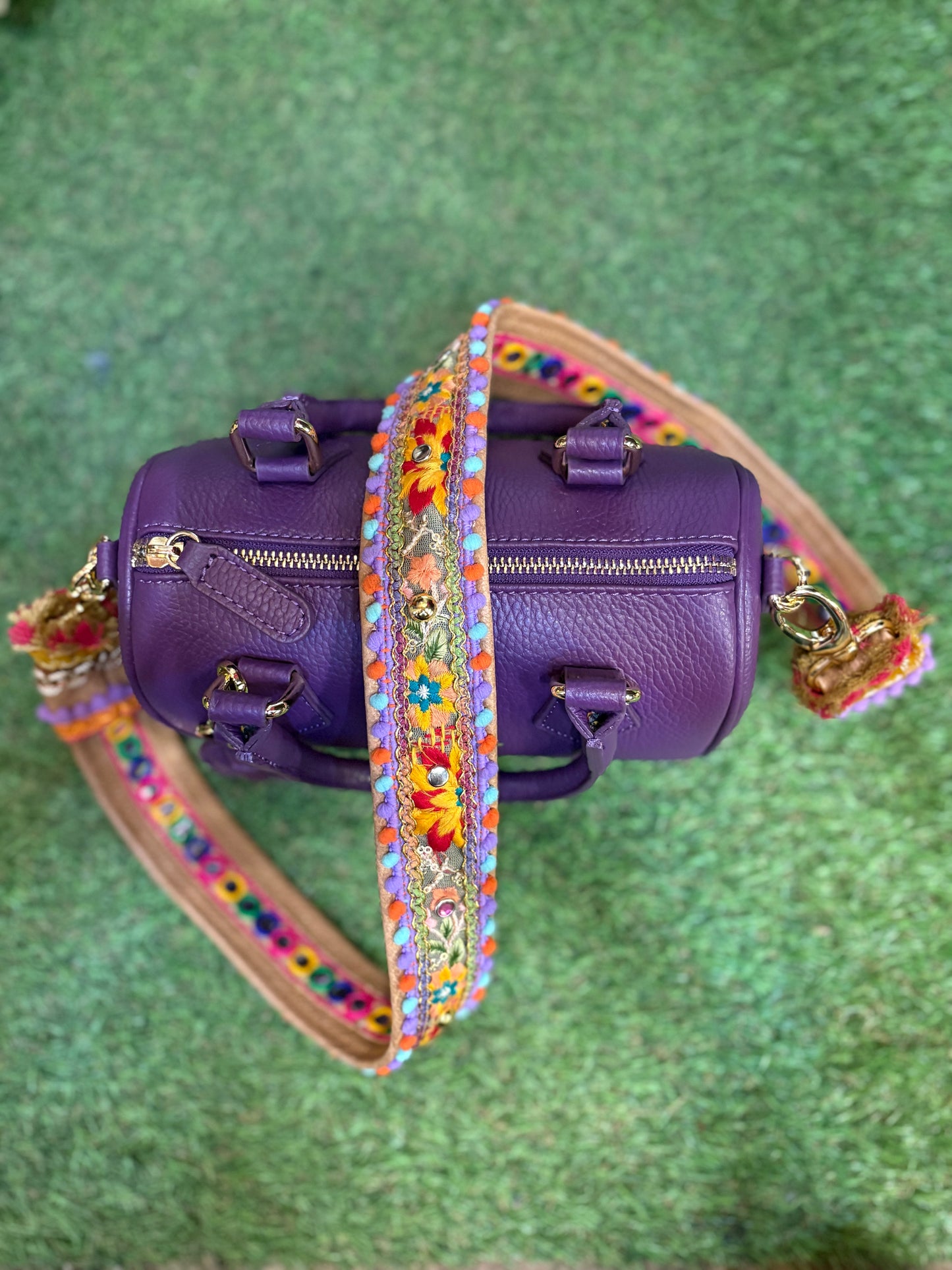 Borsa a Tracolla con Cinturino Ricamato – Stile Boho-Chic Suite55